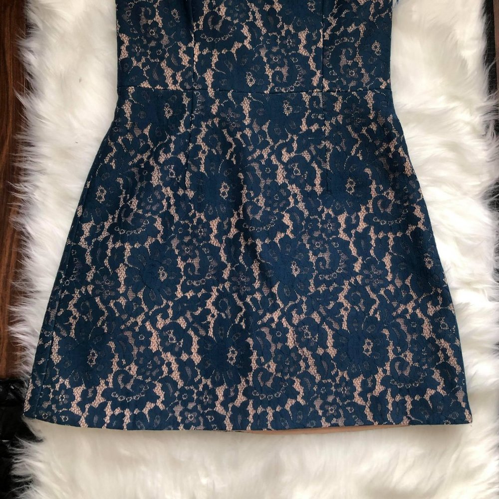 Keepsake the Label Every Way Lace Strapless Blue F